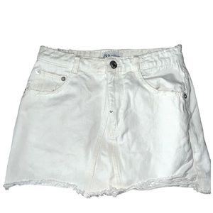 ZARA white denim distressed short skirt